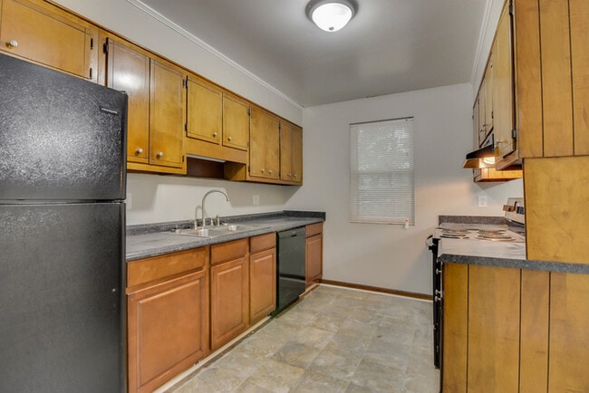 Building Photo - 3565 Kindling Dr