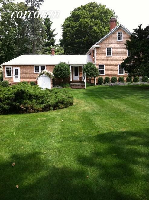 Building Photo - 10 Roberts Ln