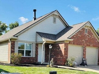 Building Photo - 9680 River Oak Ln E