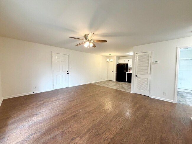 Building Photo - 402 Jack Miller Blvd