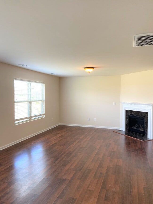 Photo - ~~~ Collington Farms in Mebane ~~~ House