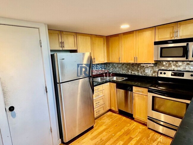 Photo - 2193 Arapahoe St Apartment