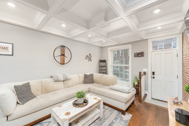 Building Photo - Polished 3 Bedroom/3 Bathroom Rowhouse wit...