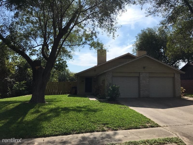 Foto principal - 845 Cripple Creek Dr