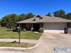 Building Photo - 29805 Park Hill Dr