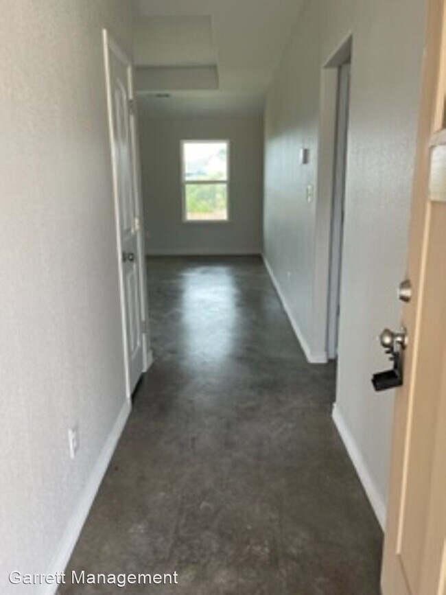 Building Photo - 3 br, 2 bath House - 1077 Fieldstone Dr
