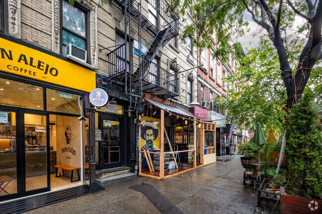 Building Photo - 228 E 116th St