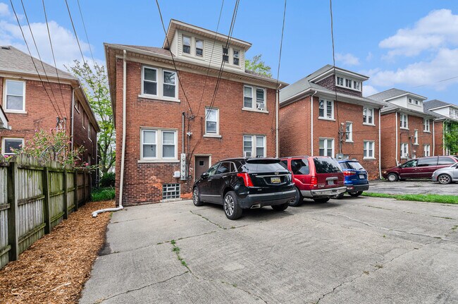 Foto del edificio - 858 Nottingham Rd
