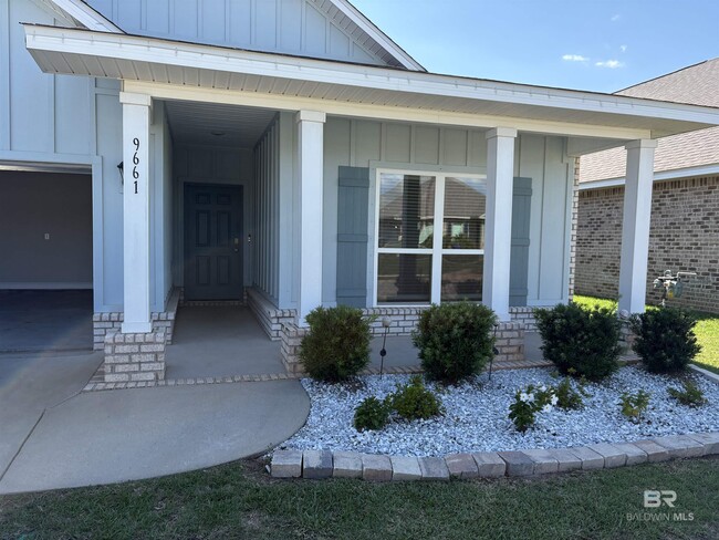 Building Photo - 9661 Volterra Ave
