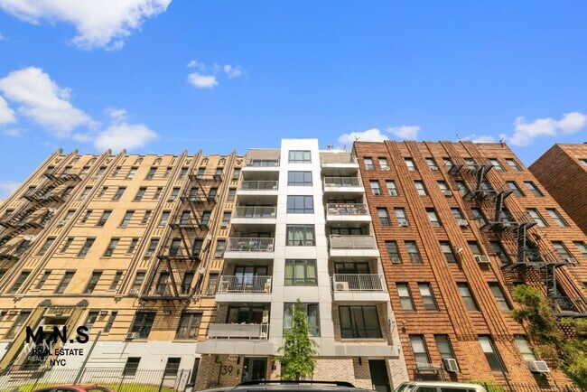 Foto del edificio - 39 E 21st St
