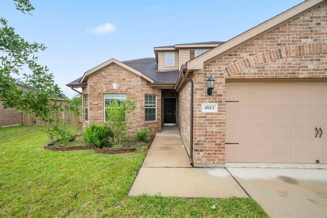Foto del edificio - 4923 Monarch Falls Ln
