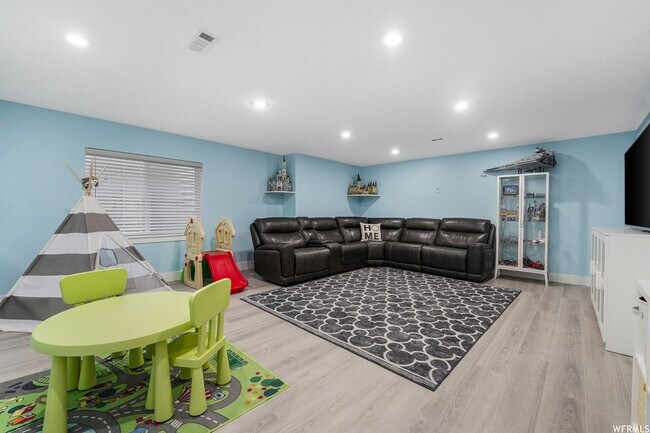 Foto del edificio - 9288 Castlebury Ct