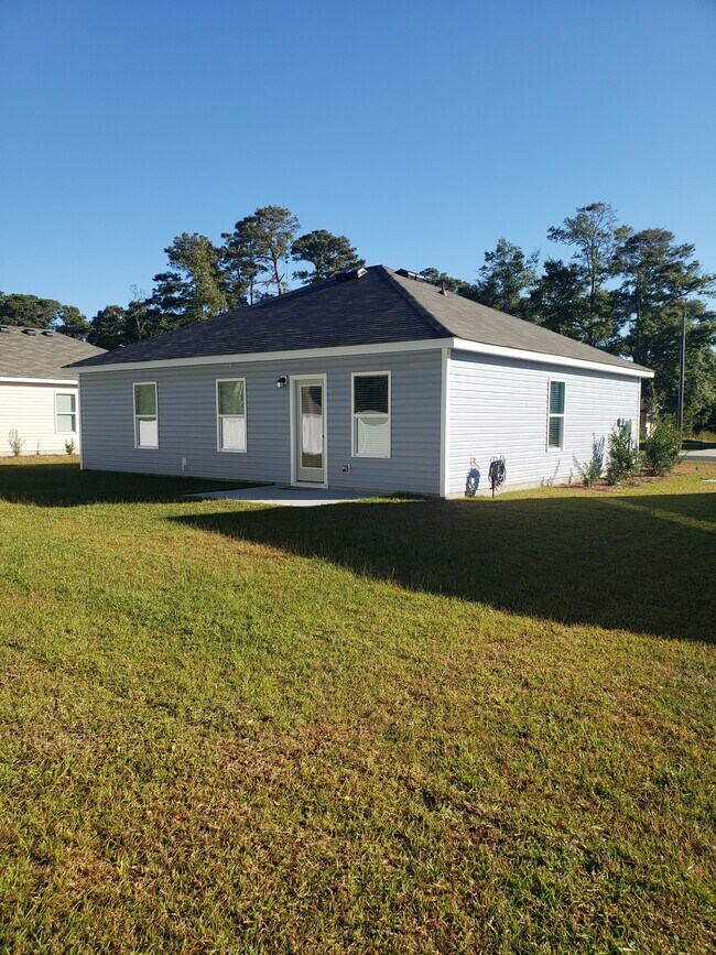 Foto del edificio - 1886 Whispering Pine St SW