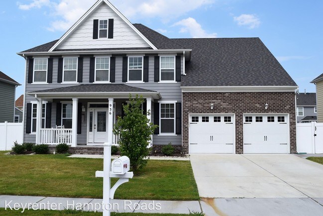 Foto del edificio - 5 br, 2.5 bath House - 936 Painted Lady Place