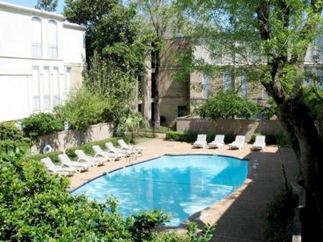 Foto del edificio - 4656 Wild Indigo St