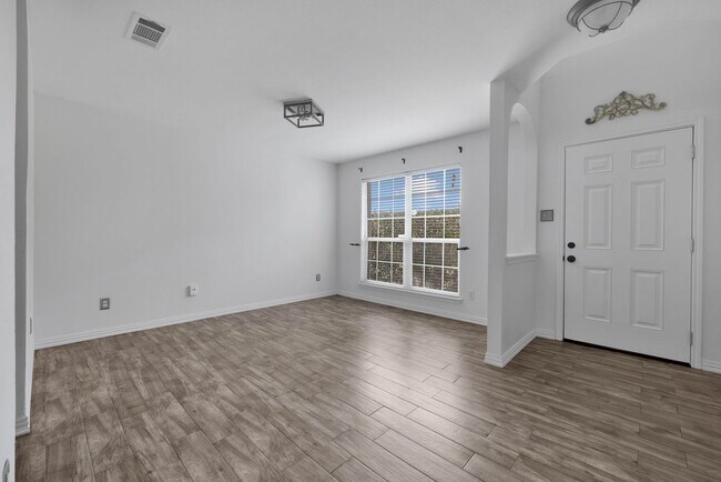 Foto del edificio - Charming 3-Bedroom Home in San Antonio’s N...