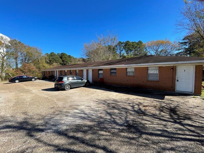 Building Photo - 2809 Sam Houston Ave