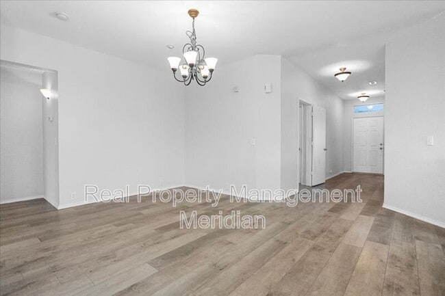 Foto del edificio - 1704 Little Deer Ln