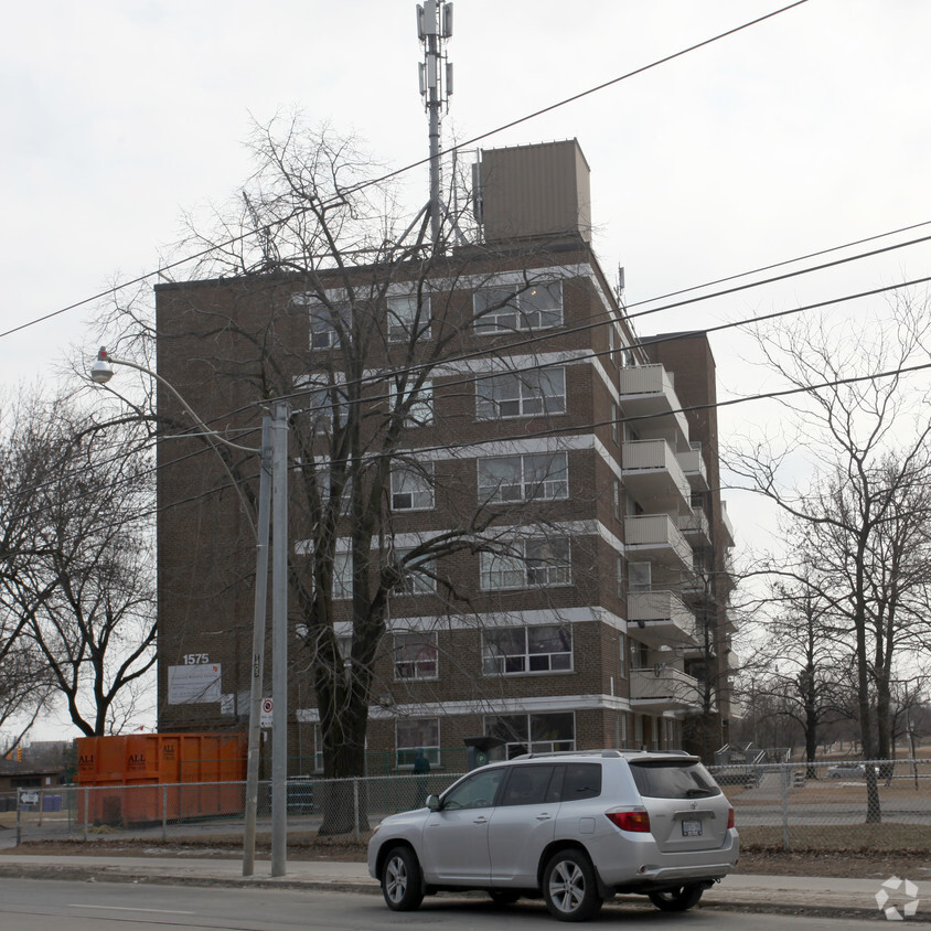 Photo du bâtiment - Don Summerville