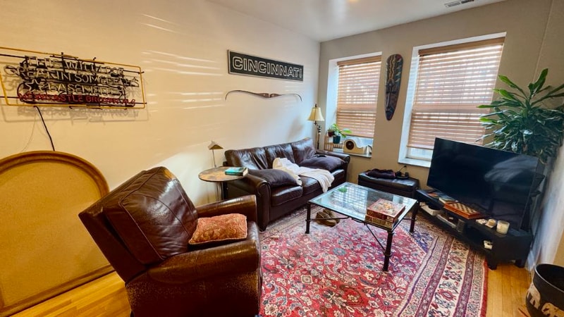 Photo - 1453 W Cortez St (Chicago, IL)