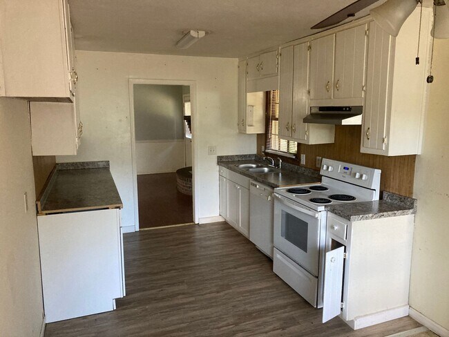 Foto del edificio - 110 W Wedgewood Cir