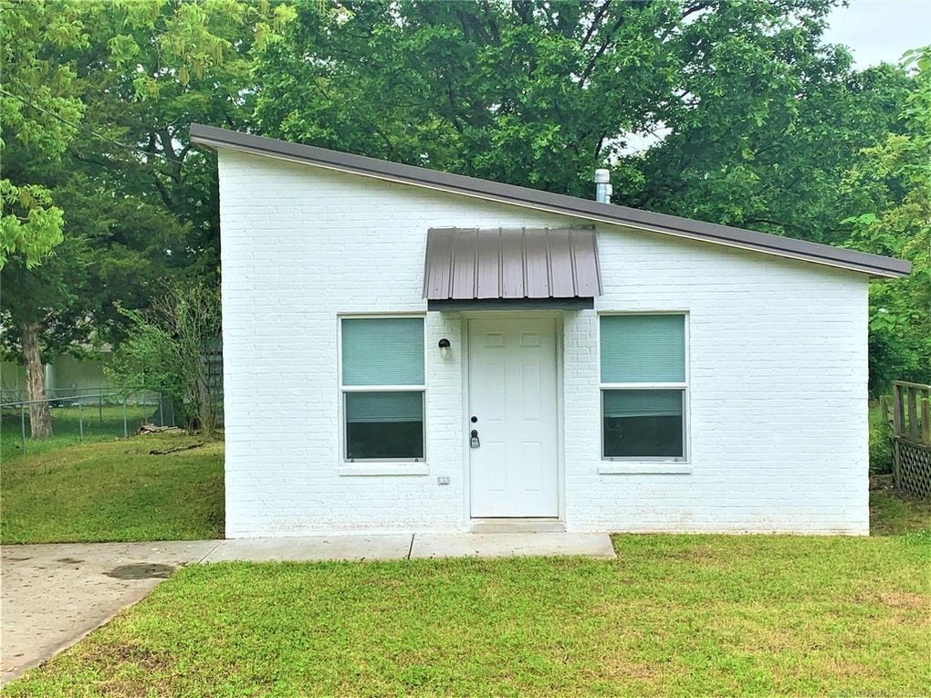 721 S Maryland Ave, Claremore, OK 74017 House Rental in Claremore, OK