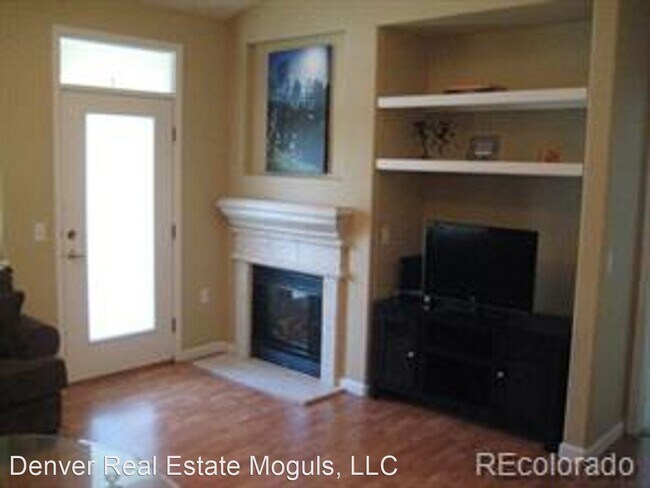 Foto del edificio - 3 br, 2 bath House - 10301 W. Girton Drive...