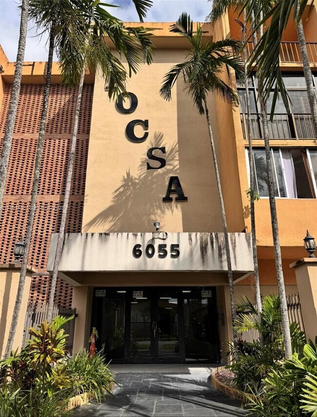 Foto del edificio - 6055 W 19th Ave