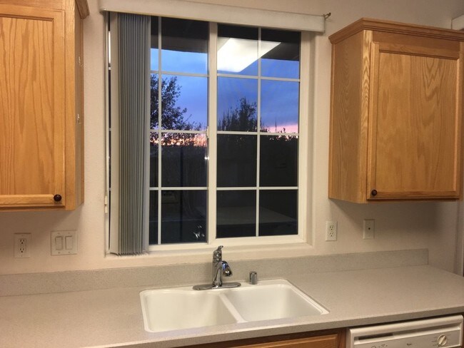 Building Photo - 2295 Bellagio Ct