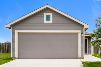 Building Photo - 7347 Plata Cir