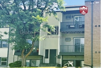 Building Photo - 501 Golden Cir