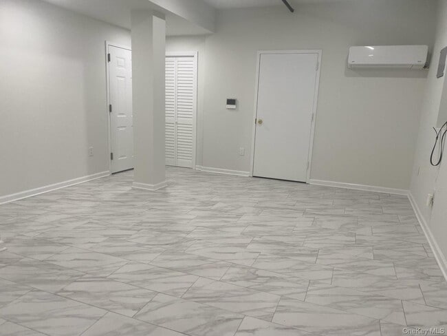 Foto del edificio - 94 4th Ave