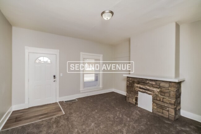 Foto del edificio - 2118 W Hill ST