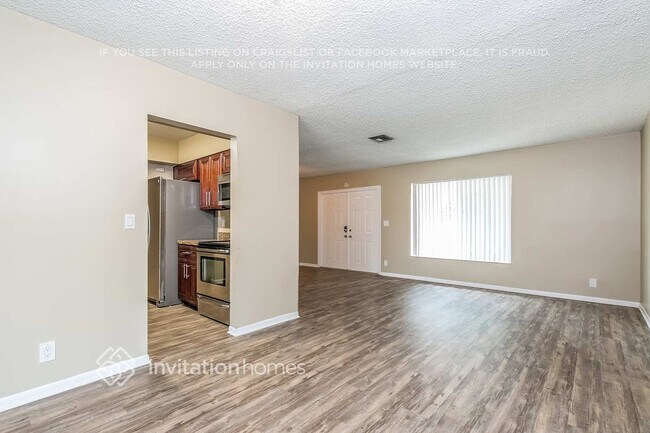 Building Photo - 3224 NW 118th Ln