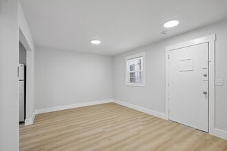 Interior Photo - Chateau
