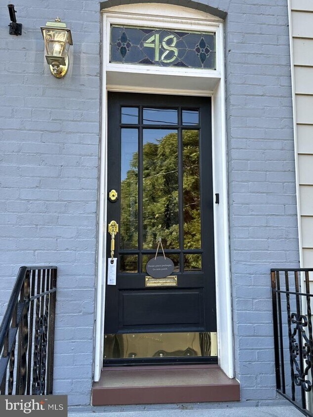 Foto principal - 48 E South St