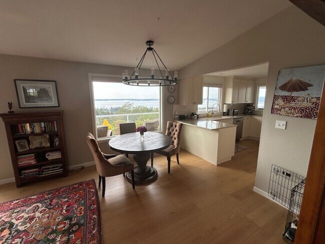 Foto del edificio - Furnished, Short-Term Camano Island Home w...