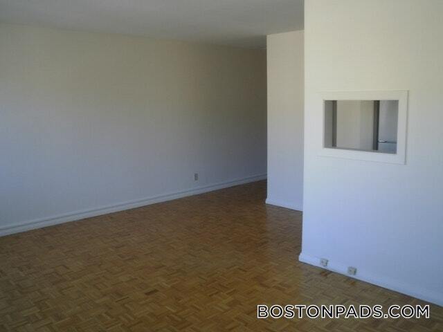 Foto del edificio - 1455 Commonwealth Ave