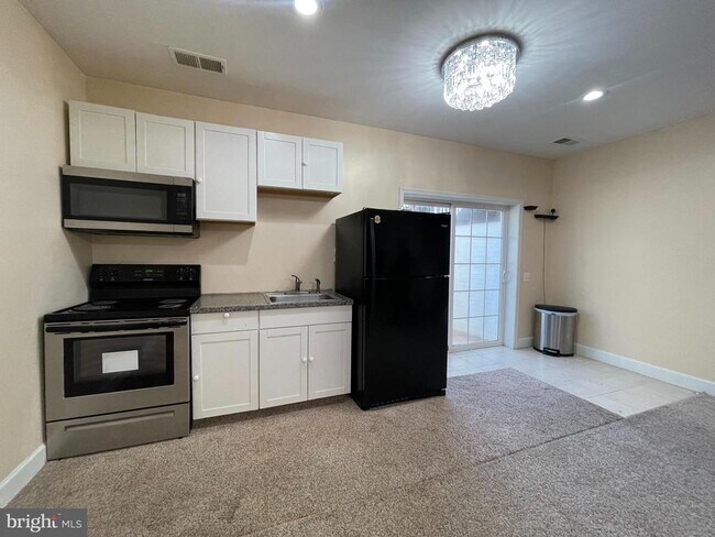 Foto del edificio - 9113 Laurel Highlands Place