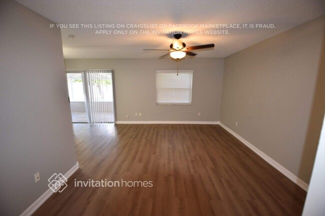 Foto del edificio - 1452 Benwick Way