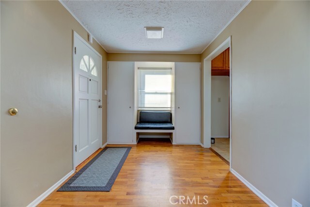 Foto del edificio - 17223 Casimir Ave