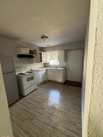 Foto del edificio - 2343 Huggins St