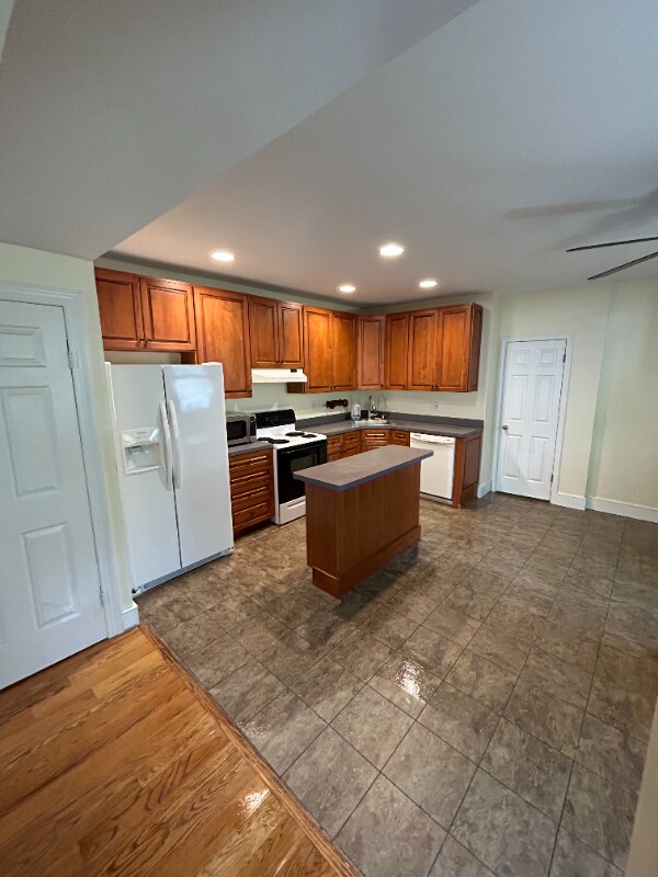 Building Photo - 4461 Silverwood St