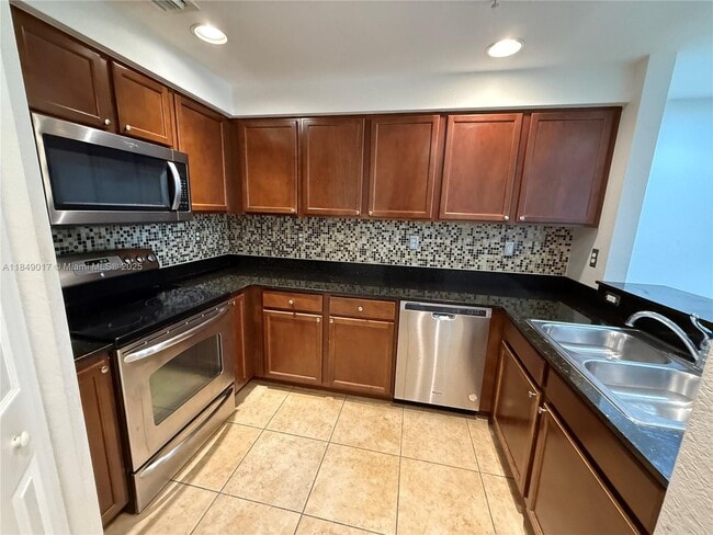 Building Photo - 10870 NW 88th Terrace