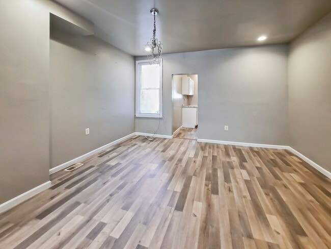 Building Photo - Modern 3BR Porch-Front TH in Allendale – S...