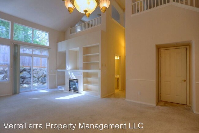 Building Photo - 3 br, 2.5 bath House - 8502 Main St #E-106
