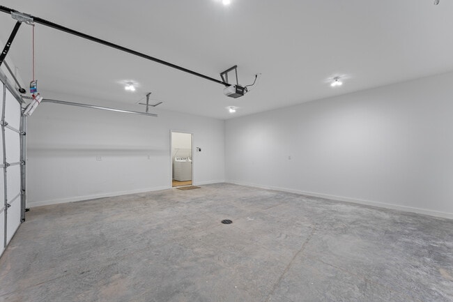 Building Photo - 400 Sherman