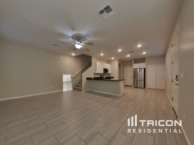 Foto del edificio - 12571 W Gentle Rain Rd