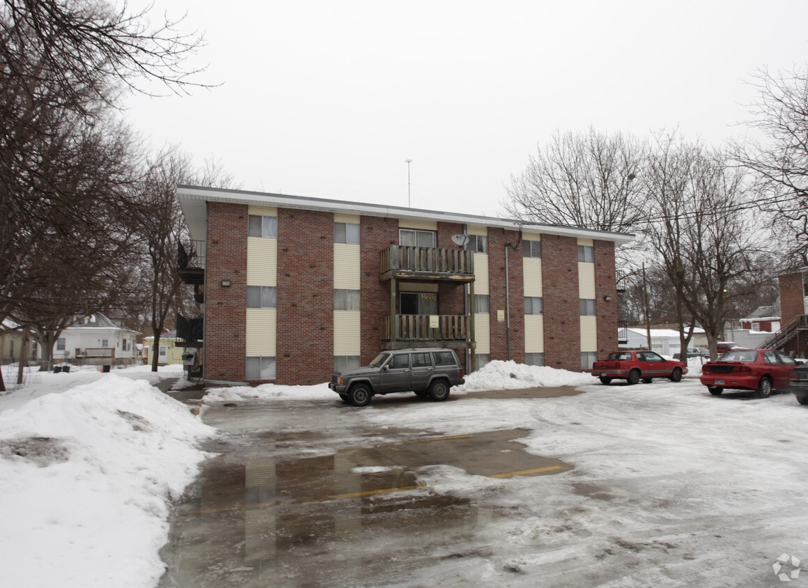 Building Photo - 1728 South 14th Street
