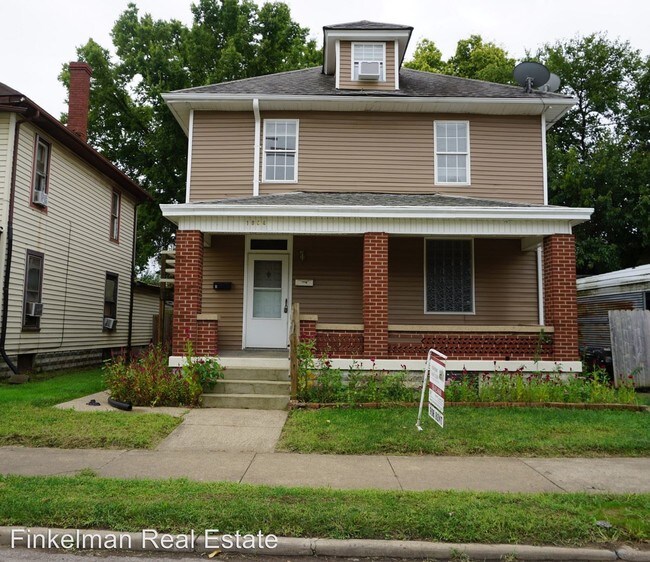 1604 Woodlawn Ave, Middletown, OH 45044 Apartment for Rent in